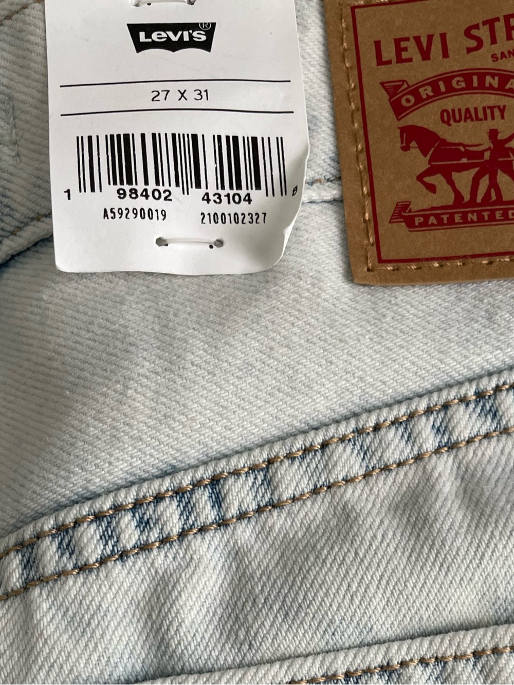 Levi's Super Light Blue 94 Baggy Wide Leg Jeans - Picture 6 of 9